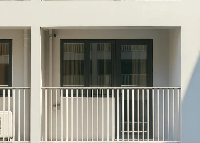 Aparthotel Clou 3*